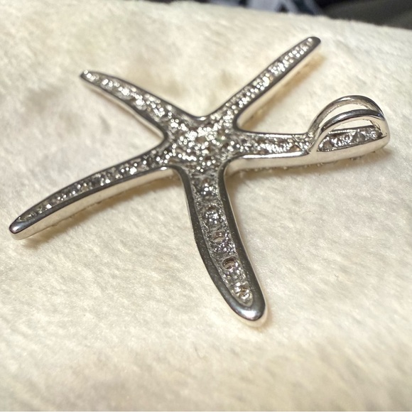 Starfish Crystal Pendant – Silver-Tone Pavé Sea Star Charm for Women - Picture 9 of 17
